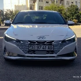 Hyundai Elantra 2021