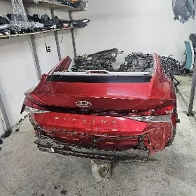 Hyundai Elantra 2021