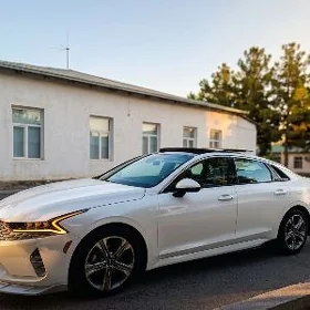 Kia K5 2021