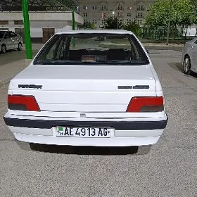 Peugeot 405 2006