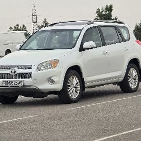 Toyota RAV4 2011