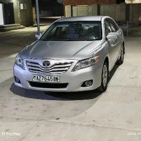 Toyota Camry 2011