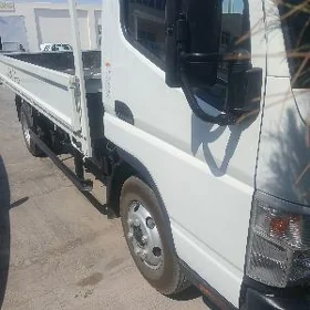 Mitsubishi Canter 2025