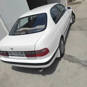 Toyota Corona 1995