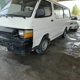 Toyota Hiace 1996