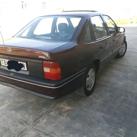 Opel Vectra 1990