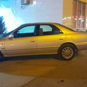 Toyota Camry 2000