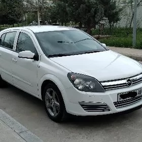 Opel Astra 2008