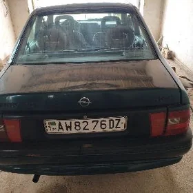Opel Vectra 1992
