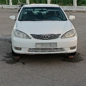 Toyota Camry 2005
