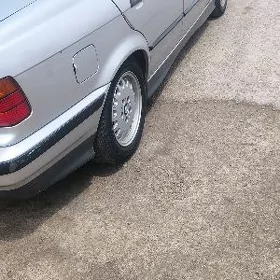 BMW 320 1991