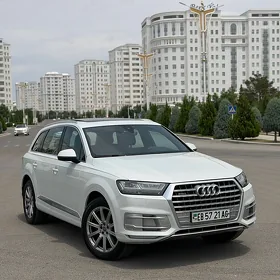 Audi Q7 2018