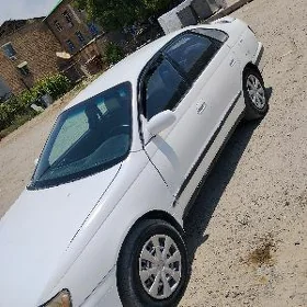 Toyota Corona 1995