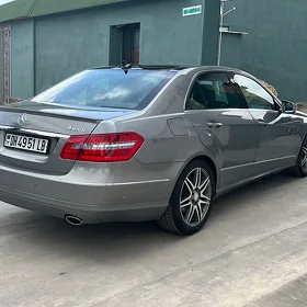 Mercedes-Benz E350 2010