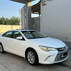 Toyota Camry 2016
