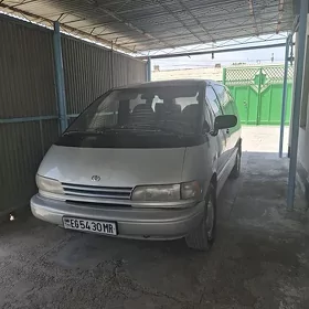 Toyota Previa 1991