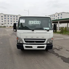 Mitsubishi Canter 2025