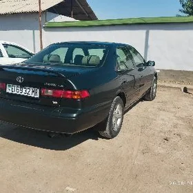 Toyota Camry 1999