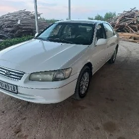 Toyota Camry 1999