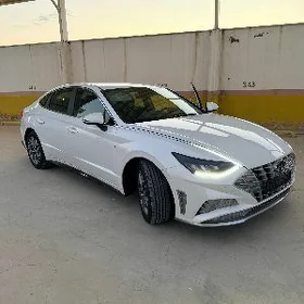 Hyundai Sonata 2022