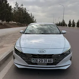 Hyundai Elantra 2021