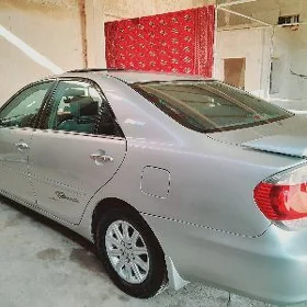 Toyota Camry 2004