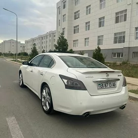 Nissan Maxima 2012