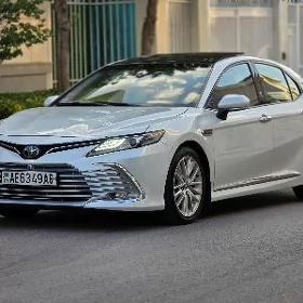 Toyota Camry 2020
