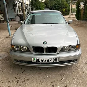 BMW E39 1999