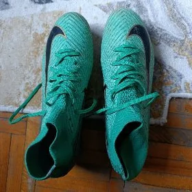Nike mercurial botsy