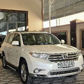 Toyota Highlander 2013