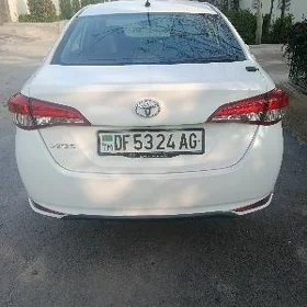 Toyota Yaris 2023