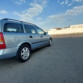 Opel Astra 2000