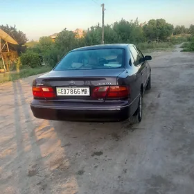 Toyota Avalon 1999