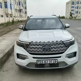 Ford Explorer 2022