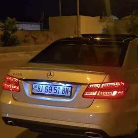 Mercedes-Benz E350 2010