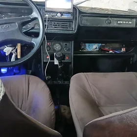 Lada 2107 1993