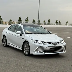 Toyota Camry 2023