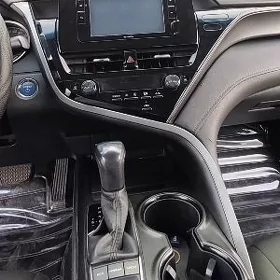 Toyota Camry Hybrid 2021