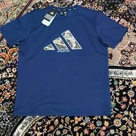 Adidas Futbolka our size