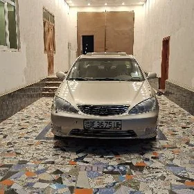 Toyota Camry 2005