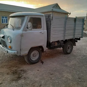UAZ 452 1992