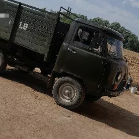 UAZ Profi 1992