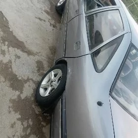 Opel Vectra 1989