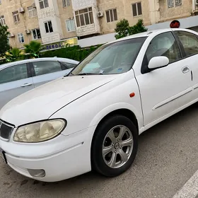 Nissan Sunny 2005