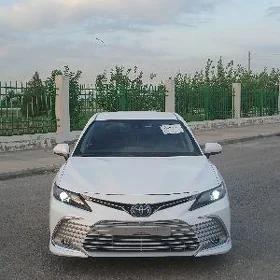 Toyota Camry 2022