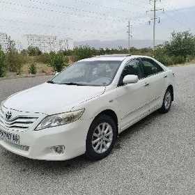 Toyota Camry 2011