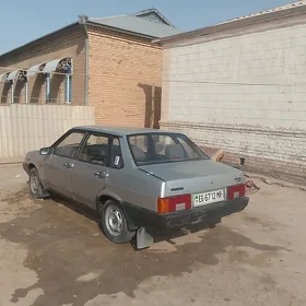 Lada 21099 2000