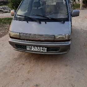 Toyota Hiace 1995