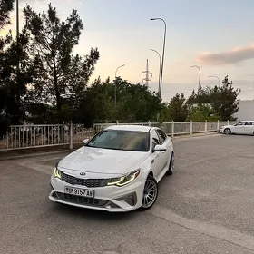 Kia Optima 2019